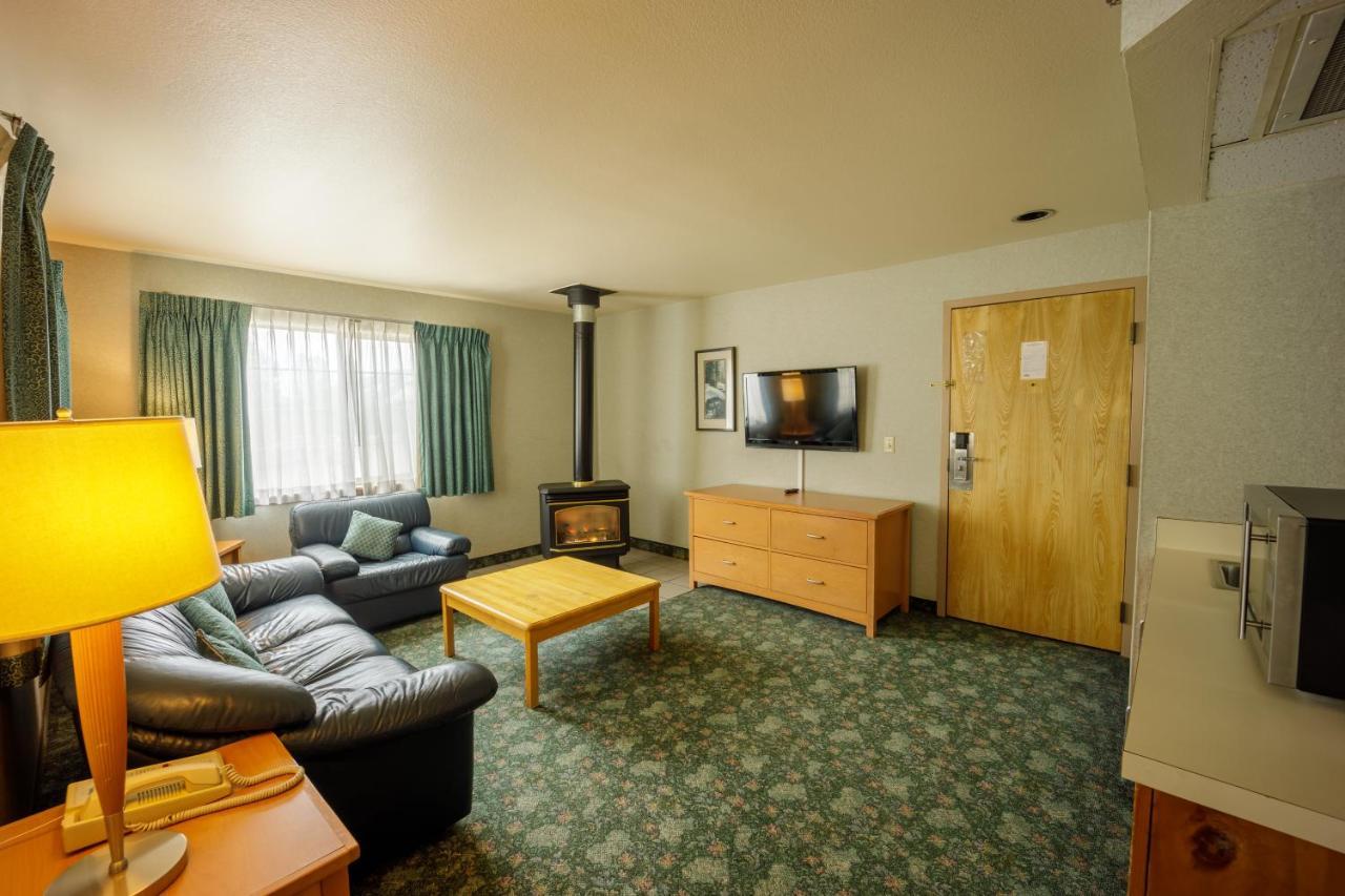 The Summit Inn Snoqualmie Pass 외부 사진