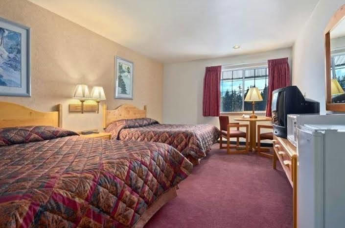 The Summit Inn Snoqualmie Pass 외부 사진