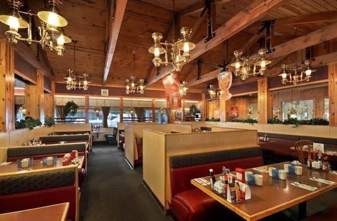 The Summit Inn Snoqualmie Pass 외부 사진